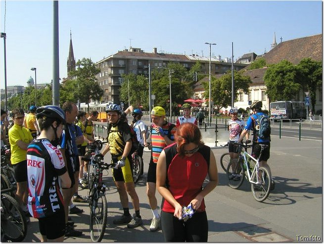 2004.05.31.Pilis-01.jpg