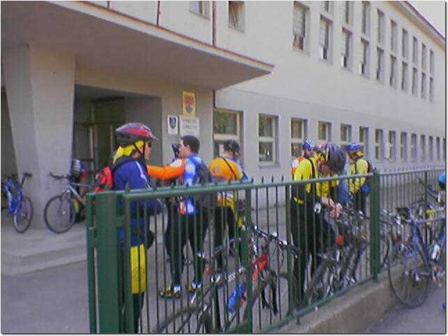 r4.jpg